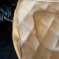 シャネル ポーチバッグ CHANEL 、製造管理カード素敵な色合いのポーチバッグです。の画像