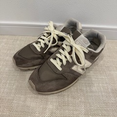 【10/20まで！まとめ売り✨】New Balance＆FILA スニーカー 計3足 22.5cm〜Mサイズ／小山市内受け渡しの画像