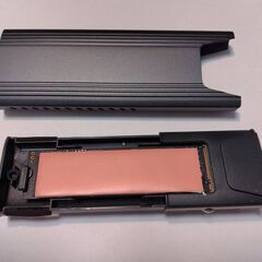 512GB SSD（Logitecケース付） M.2/2280 SiliconPower P34A60シリーズ  の画像