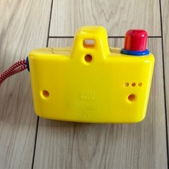 amby toys カメラ型 知育玩具の画像
