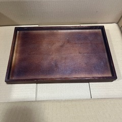 木のトレー
の画像