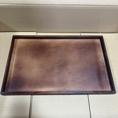 木のトレー
の画像