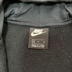 NIKE 定番パーカー　男女兼用の画像
