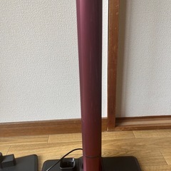 シャーク Shark コードレスクリーナー CS200JRD の画像
