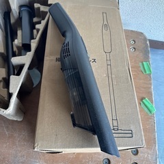掃除機　コードレス掃除機　箱付きの画像