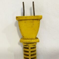 △ 工事用延長コード 延長コード 3口 約10m20cm 黄色 1995年製 動作OK メーカ不明の画像