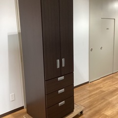 チェスト付きワードローブ【町田市再生家具】　252003の画像