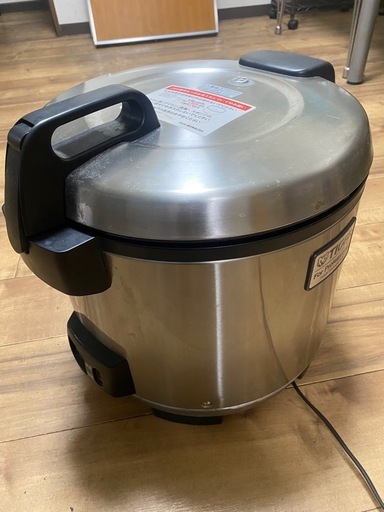 タイガー業務用炊飯器  2升炊き