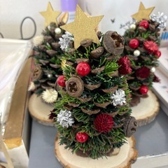 ハンドメイド👻松ぼっくりクリスマスツリーの画像