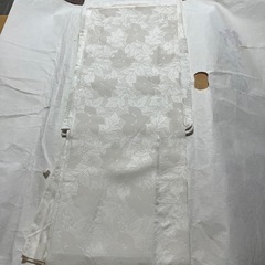 白の着物の画像