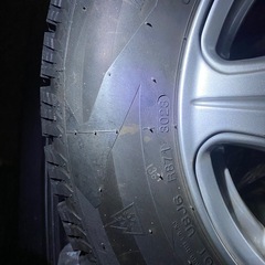 185/70r14 88Qスタッドレスタイヤ30週23年製とホイール4本セットの画像