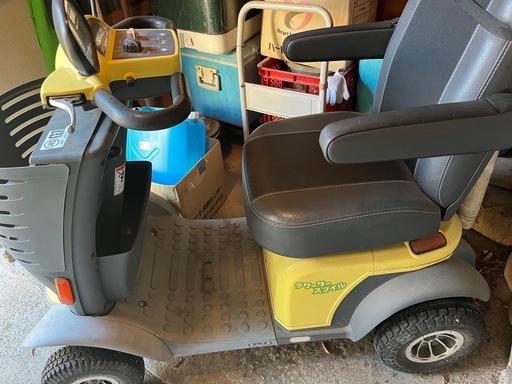 クボタ電動車椅子　ラクータースマイル