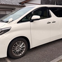 トヨタ　アルファード30系の画像