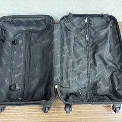【お売りします】Polyantha ポリアンサ キャリーケース スーツケース トラベルバッグ 旅行バッグ 白 ホワイトの画像