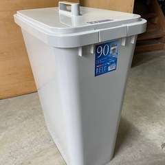 ①　ベルク 90S 本体 ゴミ箱 ごみ箱 角型 四角 BELC 定番 業務用 約90リットル 約90L 青 灰色 ブルー ペール グレー 大容量 リス 岐阜プラスチック工業の画像