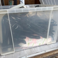 大量のハンガ」」の画像