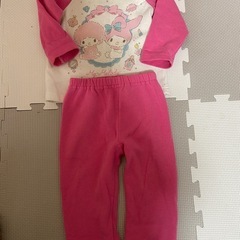 女の子服21着の画像