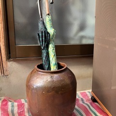 大型のつぼ傘立てなどの画像