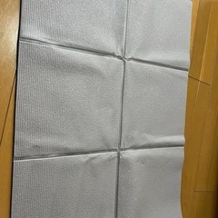 折りたためる　ヨガマットの画像