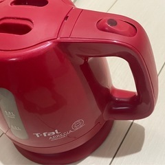【電気ケトル】T-fal ティファール アプレシア 0.8L レッド色の画像