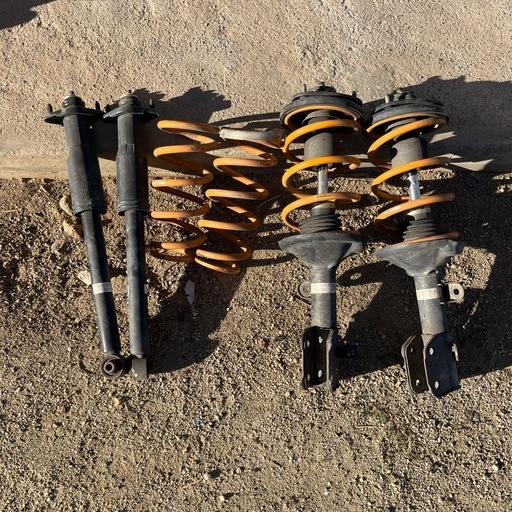 ホンダ/ステップワゴン/RF3/2WD/ローダウンショック