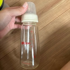 哺乳瓶の画像