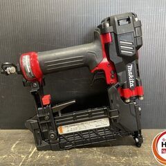 【久留米】【引き取り限定】【未使用品】makita マキタ AT451H 高圧フロアタッカ カラー:赤 使用ステープル:4×25-50mm 使用空気圧力:1.18-2.26MPa 付属品・ケース付の画像