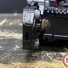 【久留米】【引き取り限定】【未使用品】makita マキタ AT451H 高圧フロアタッカ カラー:赤 使用ステープル:4×25-50mm 使用空気圧力:1.18-2.26MPa 付属品・ケース付の画像