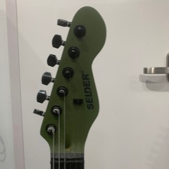【ジモティー割】SELDER オリーブグリーン エレキギター　アンプ付き（ID1427）の画像