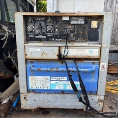 デンヨーDLW-300LSW溶接機 　ディーゼルエンジン溶接機の画像