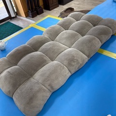 座椅子  もこもこタイプの画像