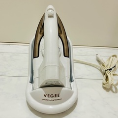日立コードレススチームアイロン VEGEE 2014年製　CSI-KS81  の画像