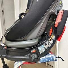 コンビ　チャイルドシート　ゼウスターンユーロの画像