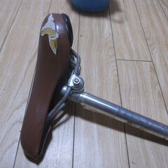 自転車サドル　カバー付きの画像