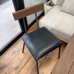 カフェテーブル　チェア二脚セットの画像