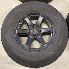 & タイヤホイール　スタッドレス4本セット　265/70R17 6穴　2023年製 7.5J +25 PCD139.7　ハイラックス ランドクルーザー プラド 等の画像