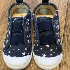 【新品未使用】Cheu Shoe 星柄ネイビー スリッポン　14センチ　靴の画像
