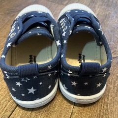 【新品未使用】Cheu Shoe 星柄ネイビー スリッポン　14センチ　靴の画像
