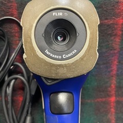 サーモグラフィ熱画像カメラ携帯用小型熱画像カメラFLIR CPA-0150 FLIR サーモグラフィーの画像