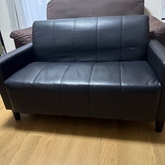 2人掛けコンパクトソファーの画像
