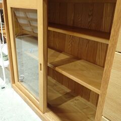 ガラス扉キャビネット 幅105cm【モノ市場東海店】159の画像