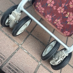 シルバーカート　シルバーカー　介助車　介護車の画像