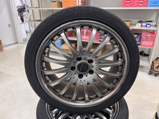 カールソン20インチ