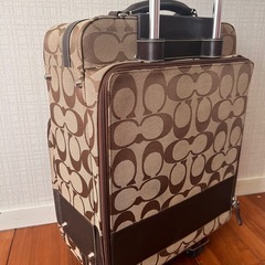 COACH 中型キャリーケース ロゴ　ブランドバック　コーチ キャリーケース　スーツケース　の画像