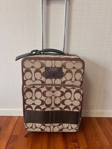 COACH 中型キャリーケース ロゴ　ブランドバック　コーチ キャリーケース　スーツケース
