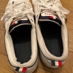 LACOSTE スニーカーの画像