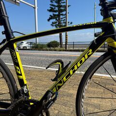 ANCHOR RL8 EQUIPE（アンカー アールエルエイト エキップ）×MAVIC KSYRIUM ELITE（マヴィック キシリウム エリート）ロードバイク完成車の画像