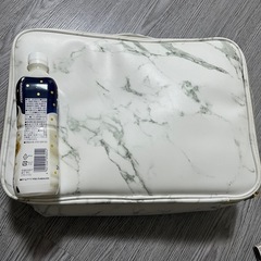 キャリーケースバックの画像