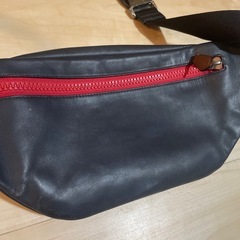 coachシグネイチャーボディバックの画像