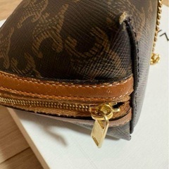 セリーヌ(CELINE)トリオンフチェーンショルダーバックの画像